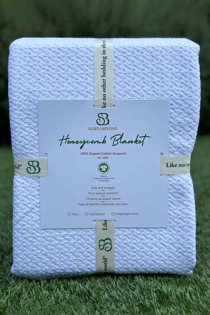 Sleep & Beyond 100% Organic Cotton Honeycomb Jacquard Blanket