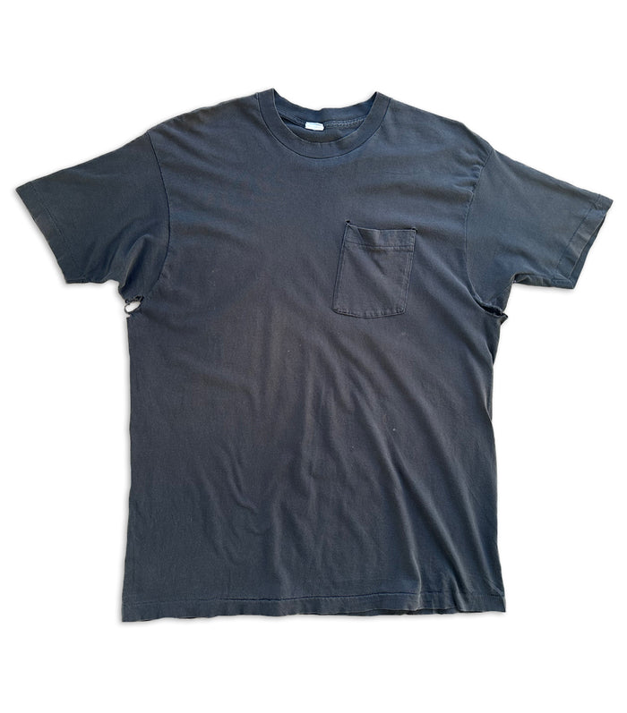 90's Vintage Blank Black Pocket T-Shirt