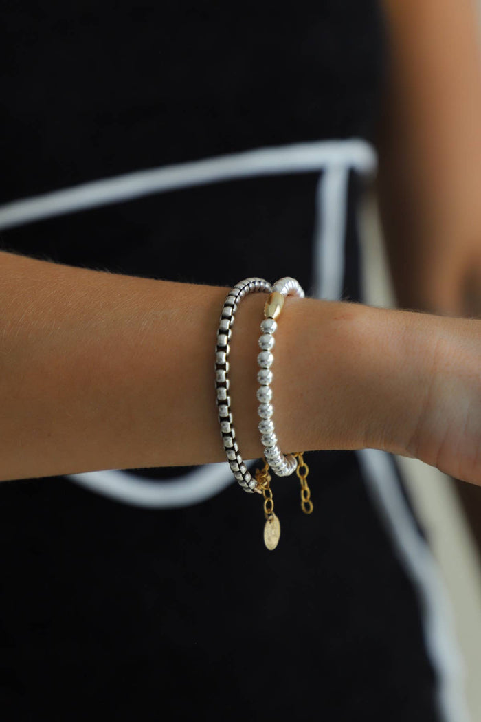B1205 Silver Bracelet LARGE-Nova Antique Silver Round Box Chain