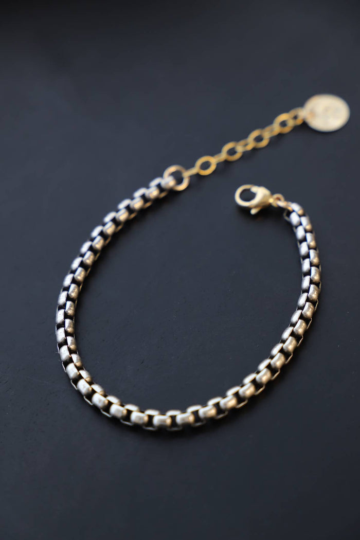 B1205 Silver Bracelet LARGE-Nova Antique Silver Round Box Chain