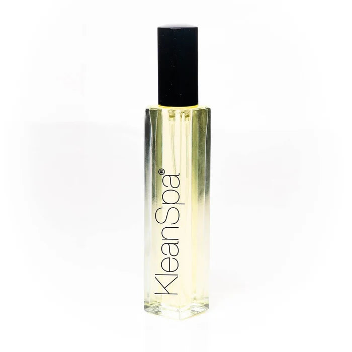 Cologne (4% Fragrance): Roasted Nut & Orange Peel