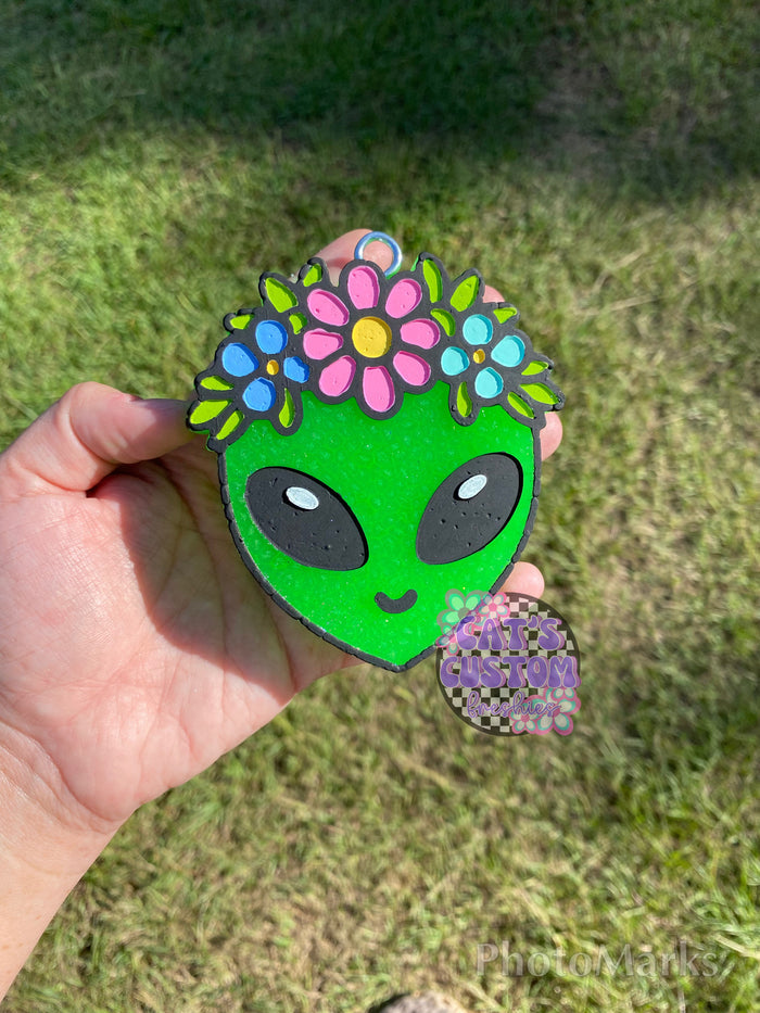 Cutie Alien Freshie