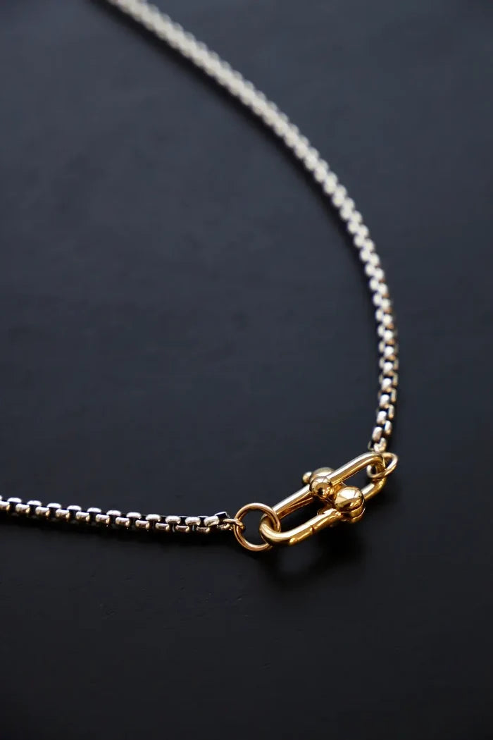 DISCONTINUED CN1544 Silver Necklace-Box Chain Nova Round