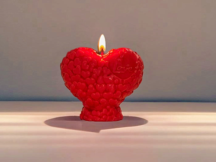 HEART’S DESIRE SCENTED CANDLE