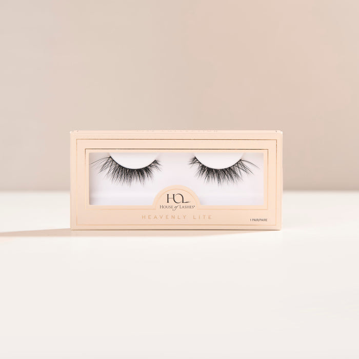 Heavenly Lite flared lash with center-focused density and wispy corners, creating a texturized 3D effect.