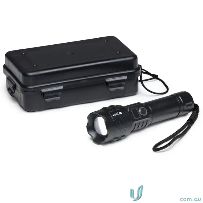 15W LED flashlight IGLPT LuminaPro Torch Highâ€‘Power 15W XHP70 LED Flashlight with Adjustable Zoom