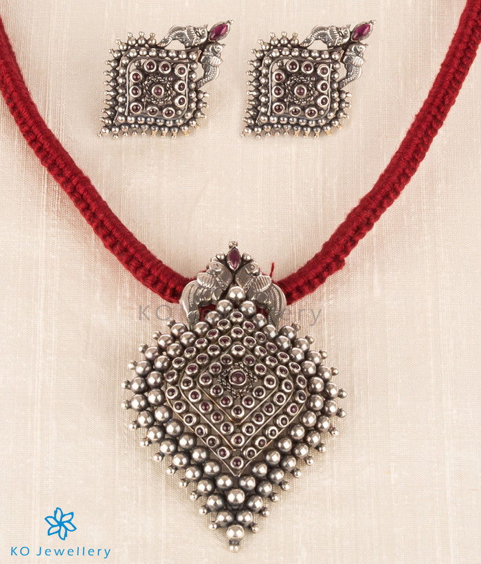 The Dvikarani Silver Thread Necklace