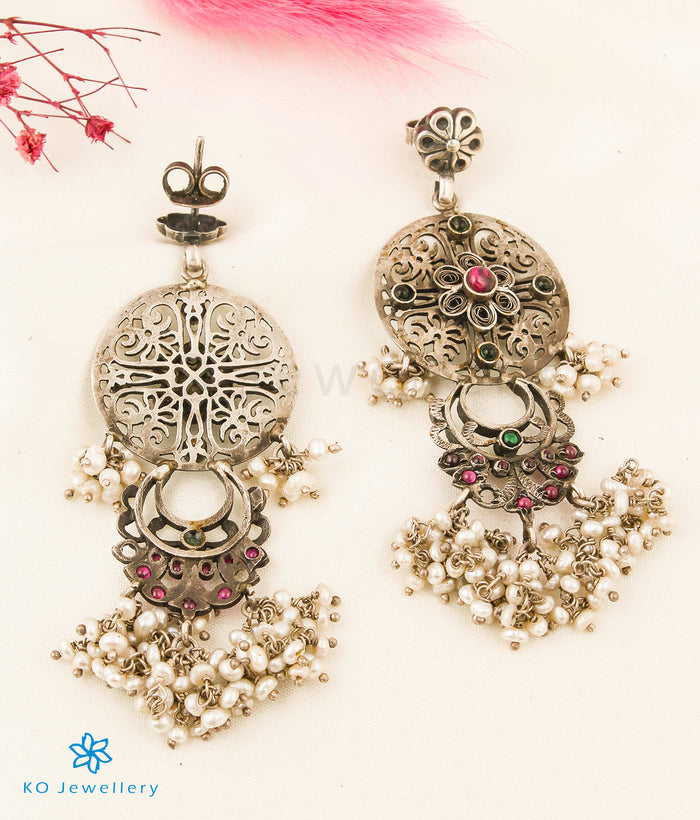 The Shuchi Silver Pearl Earrings
