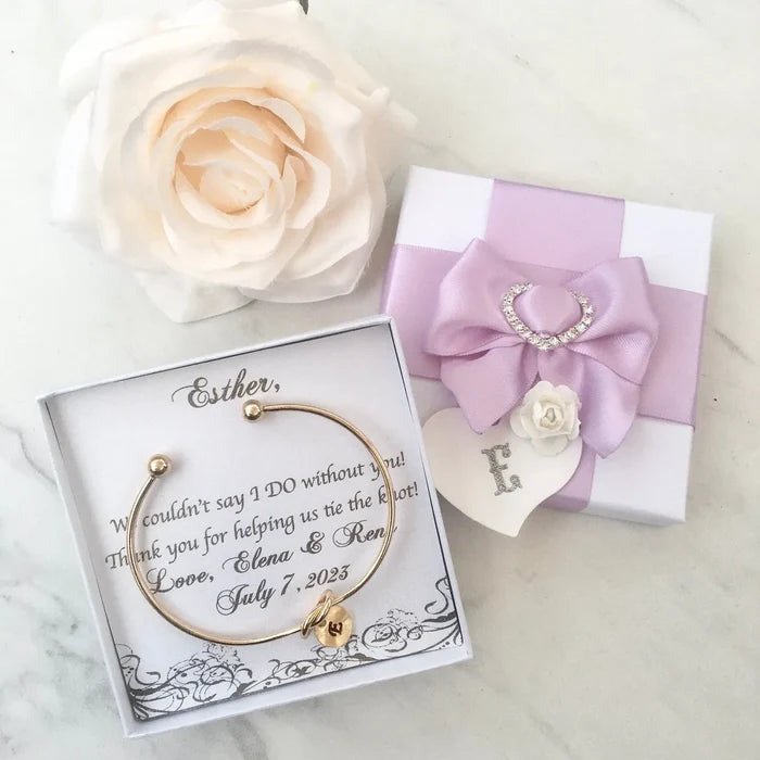 Bracelet with custom gift packaging - Gold