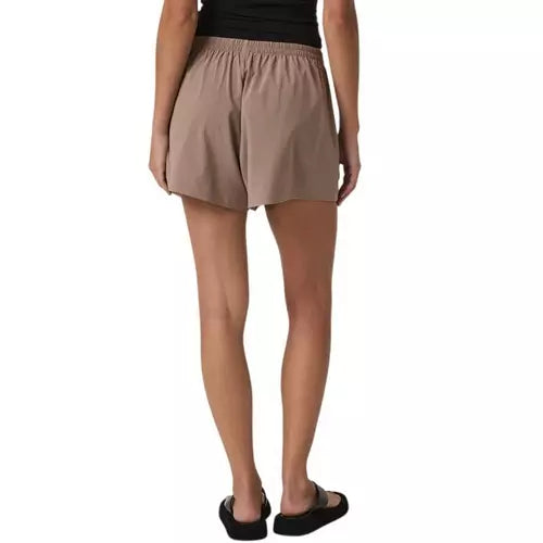 Vuori Women's Villa Everyday Shorts