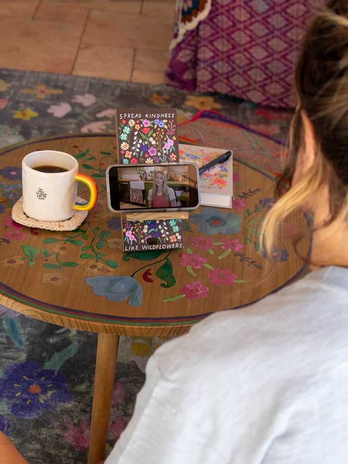 Phone Stand|Spread Kindness-view 5